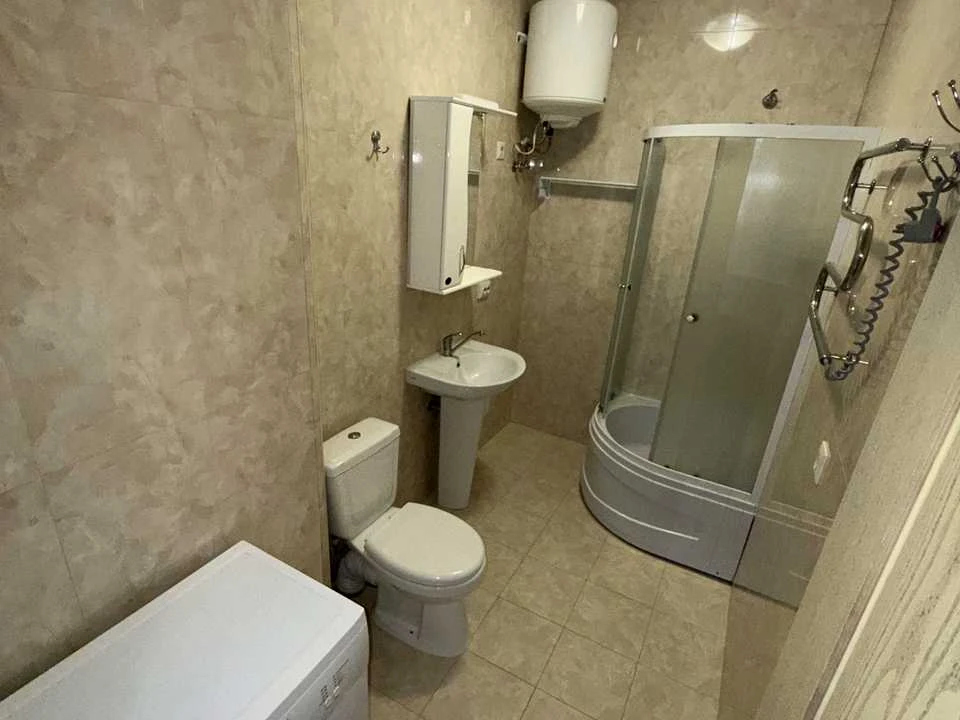 Apartment. Kyiv, Petro Pavlovska St.