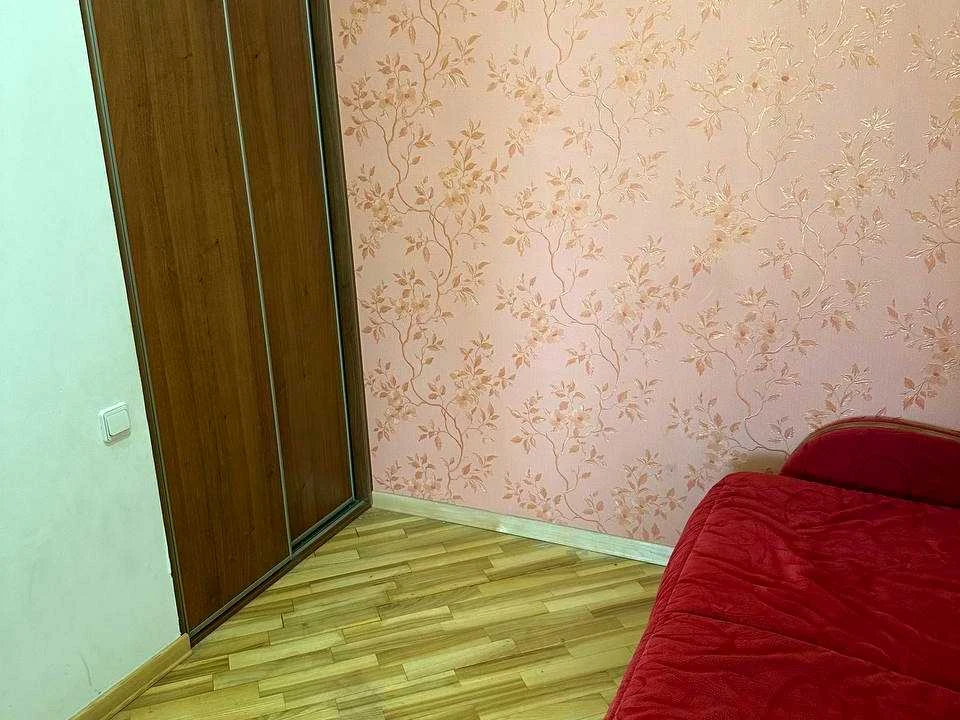 Квартира. Київ, Анни Ахматової вул.