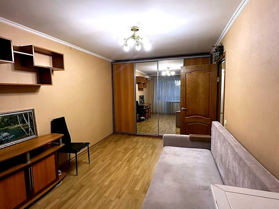 Квартира. Київ, Олени Теліги вул.