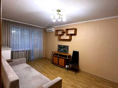 Квартира. Київ, Олени Теліги вул.