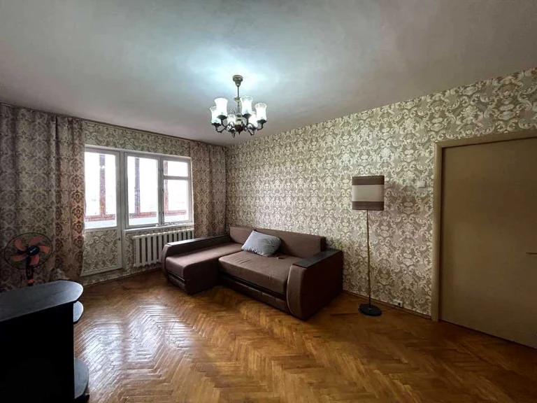 Квартира. Киев, улица Героев Днепра