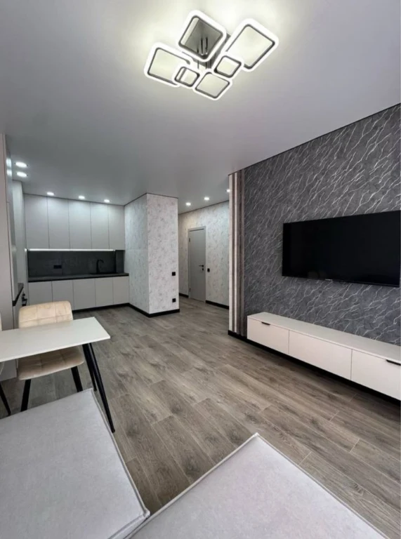 Sale of a 2-room apartment in the Barvy residential complex, near the Dafi shopping center