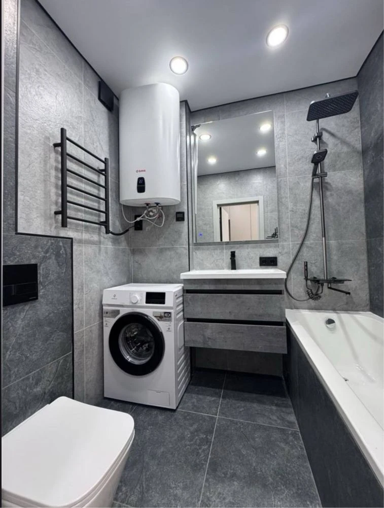 Sale of a 2-room apartment in the Barvy residential complex, near the Dafi shopping center