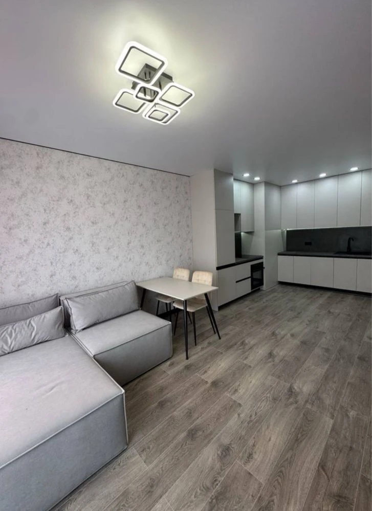 Sale of a 2-room apartment in the Barvy residential complex, near the Dafi shopping center