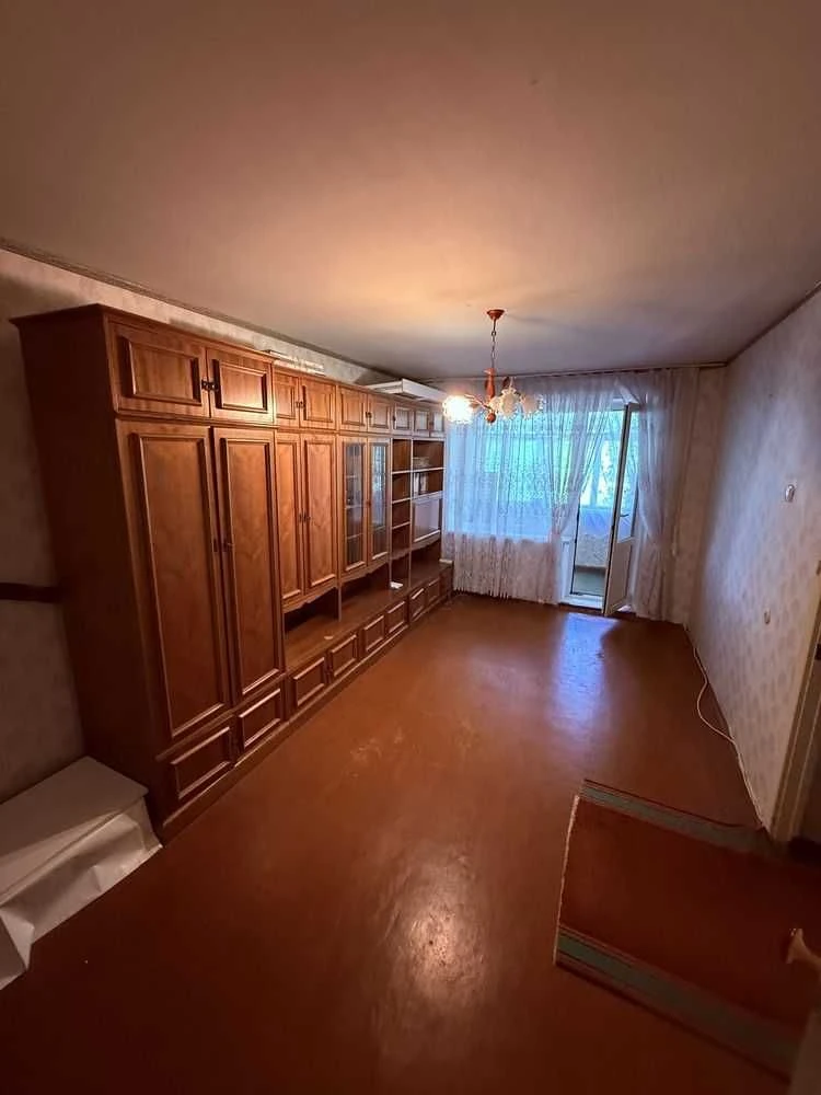For Sale 2-room apartment 46 sq.m. on Штабному Street (Peroga-6, Sobornyi district)