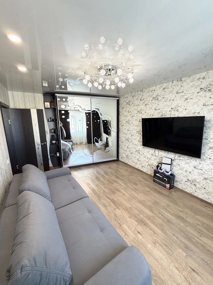 Sale of 1-room apartment in Pesochin, Mobil