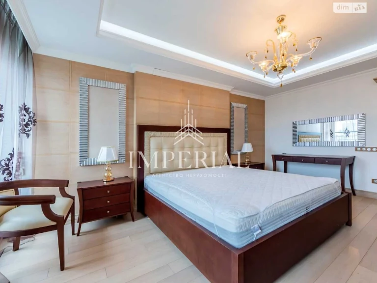 Long-Term Rental Apartment, Pechersk District