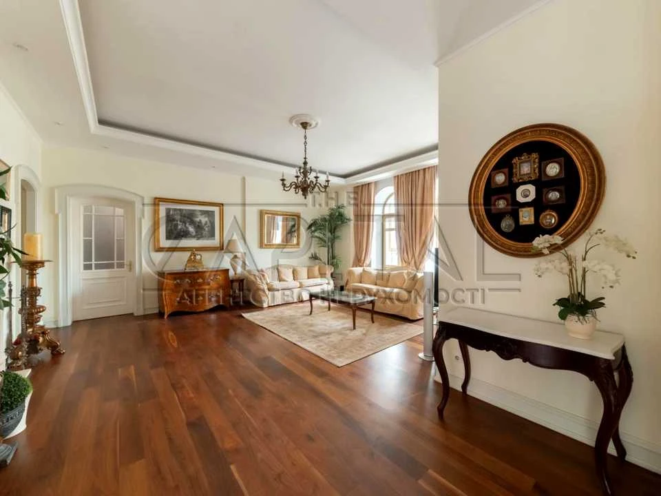 Apartment. Kyiv, Sichovyh Striltsiv St.