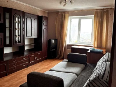Квартира. Киев, Менделеева ул.
