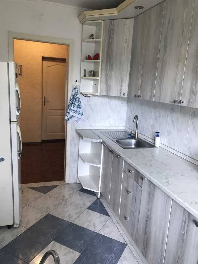 For Rent Long-Term 3-room apartment Kyiv, Solomynskyi, Yerevan