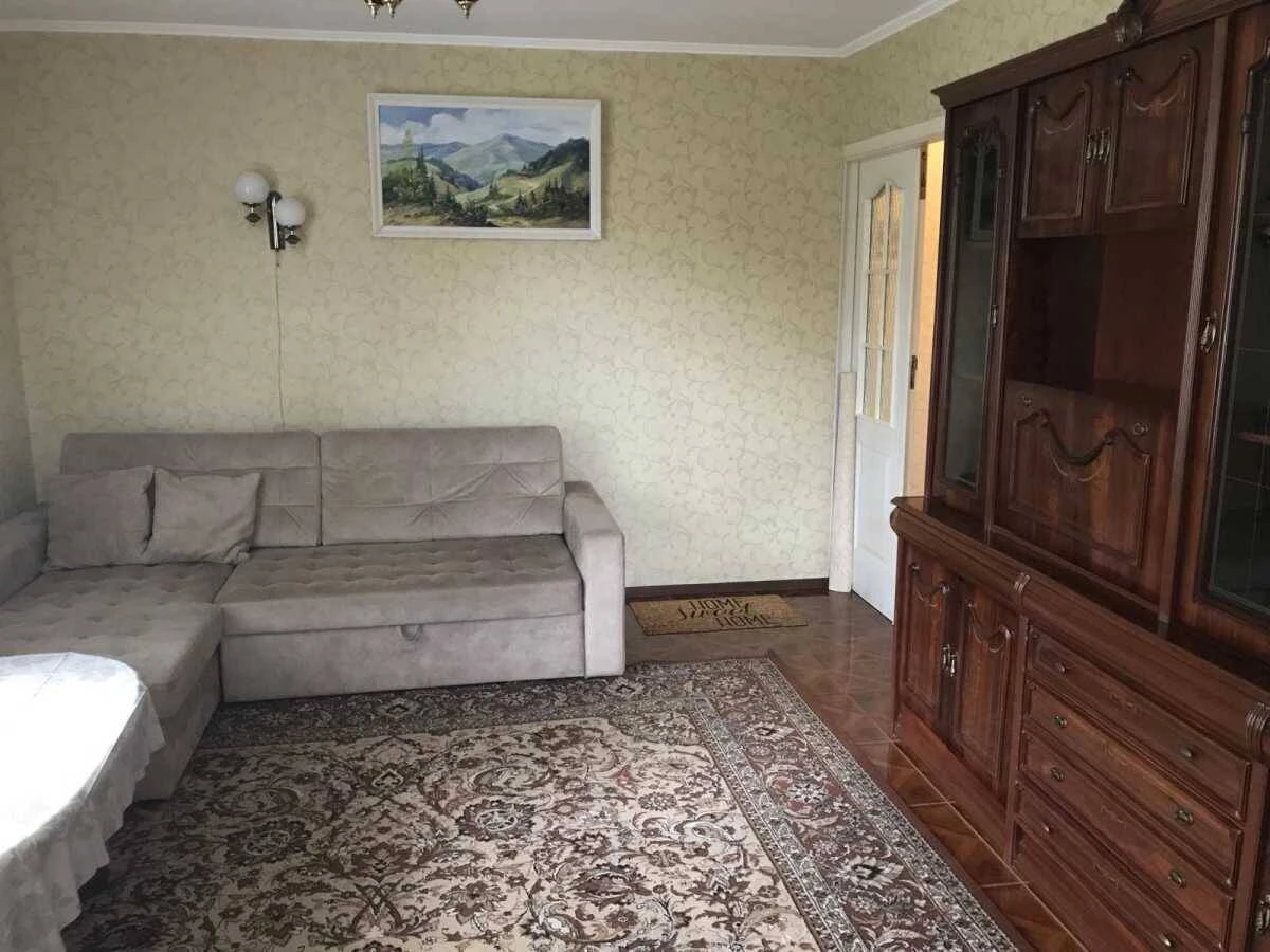 For Rent Long-Term 3-room apartment Kyiv, Solomynskyi, Yerevan