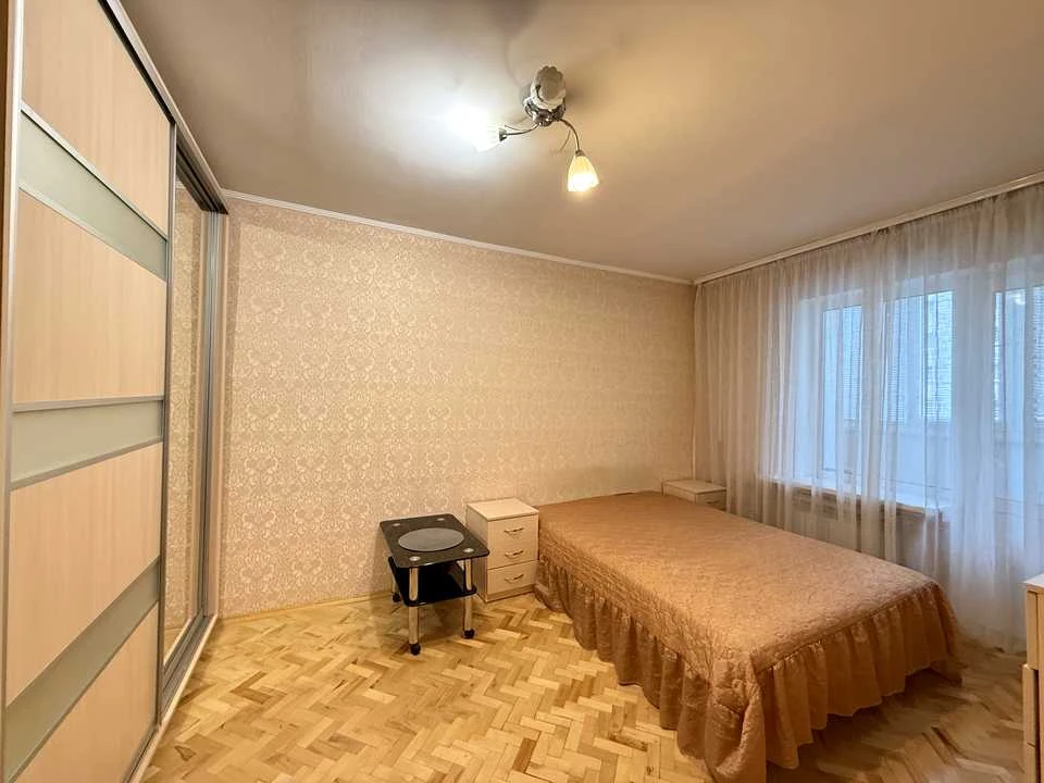 Квартира. Київ, Василя Тютюнника вул.