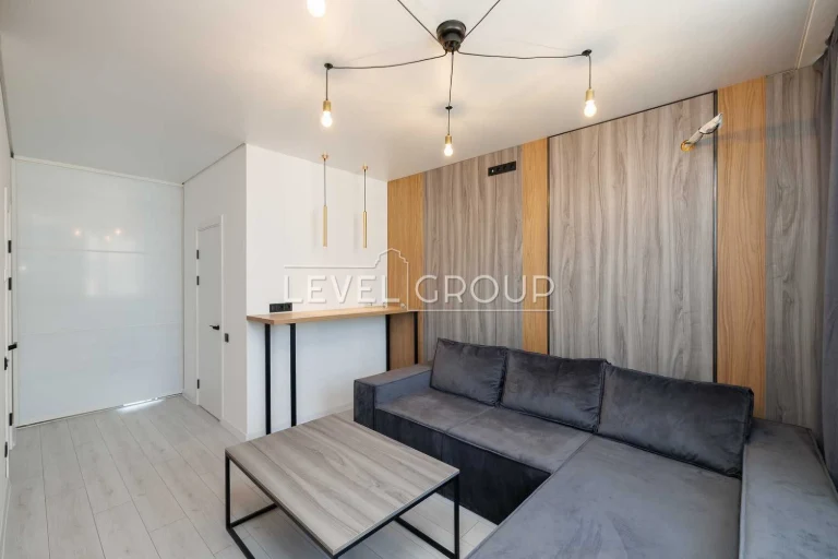 Продаж 2-кім. квартири в ЖК Parkland, Васильківська, Солом'я