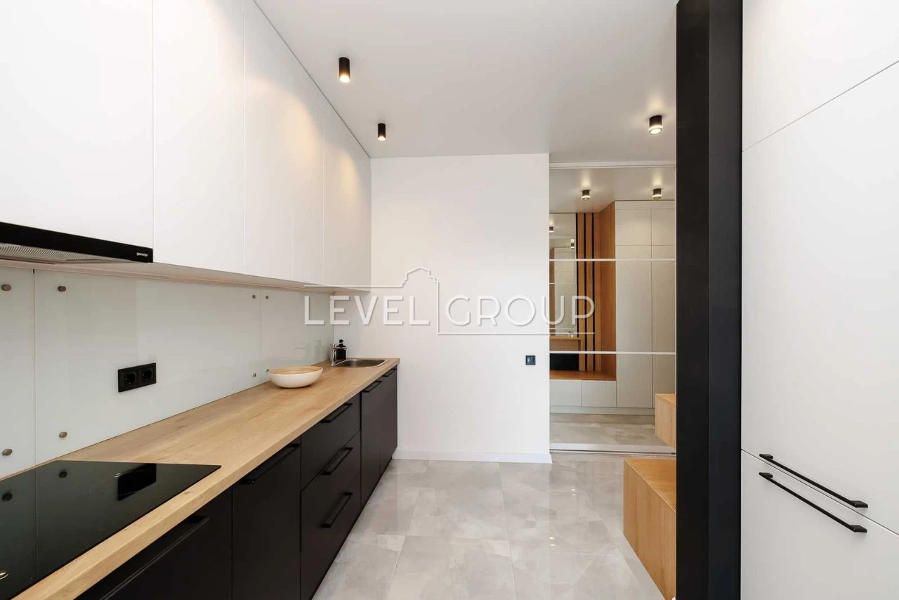 Продаж 2-кім. квартири в ЖК Parkland, Васильківська, Солом'я