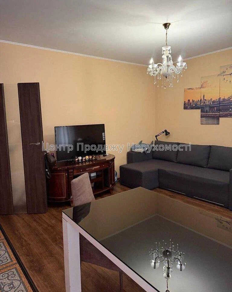 Продаж 2-кімн квартири 52м² в ЖК Власна квартира, Київ, 3/5