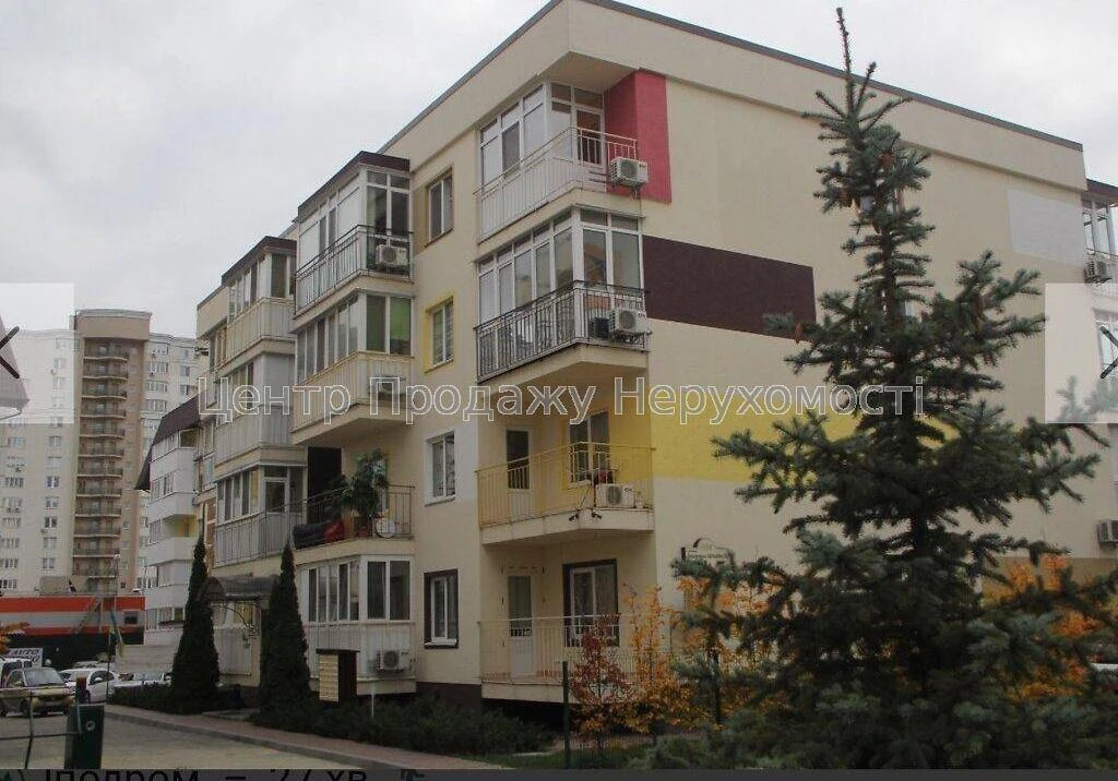Продаж 2-кімн квартири 52м² в ЖК Власна квартира, Київ, 3/5