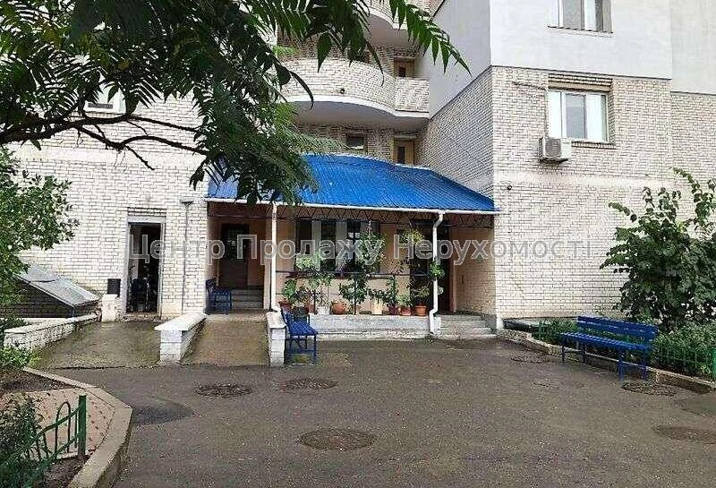 Продаж 2к квартири 77. 98 кв, метро Позняки