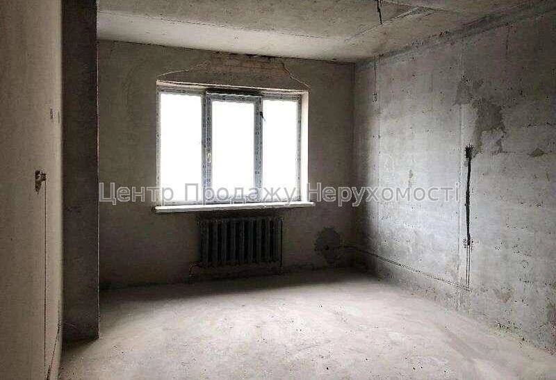 Продаж 2к квартири 77. 98 кв, метро Позняки