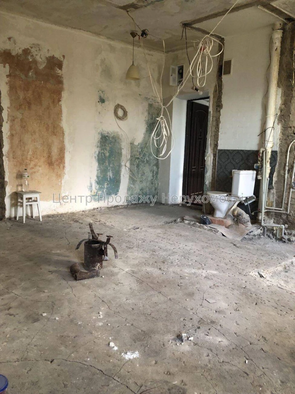 Продажа 2-комнатной квартиры, 38 м², 5/5 этаж, Киев. Отличная проп