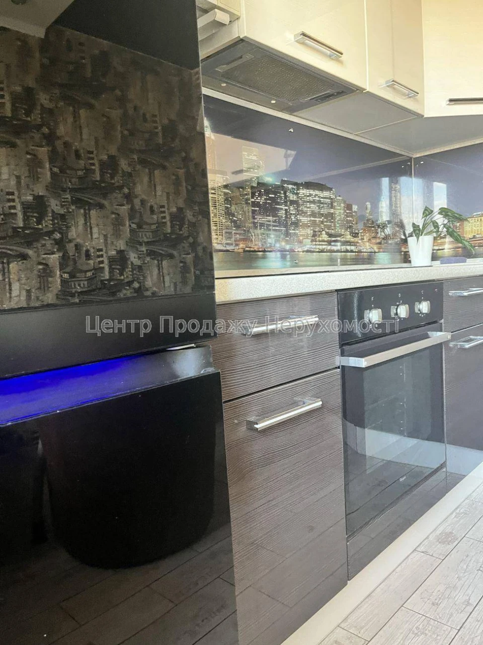 Продаж 2-кімн. квартири 45 м² на 10 поверсі, Київ.