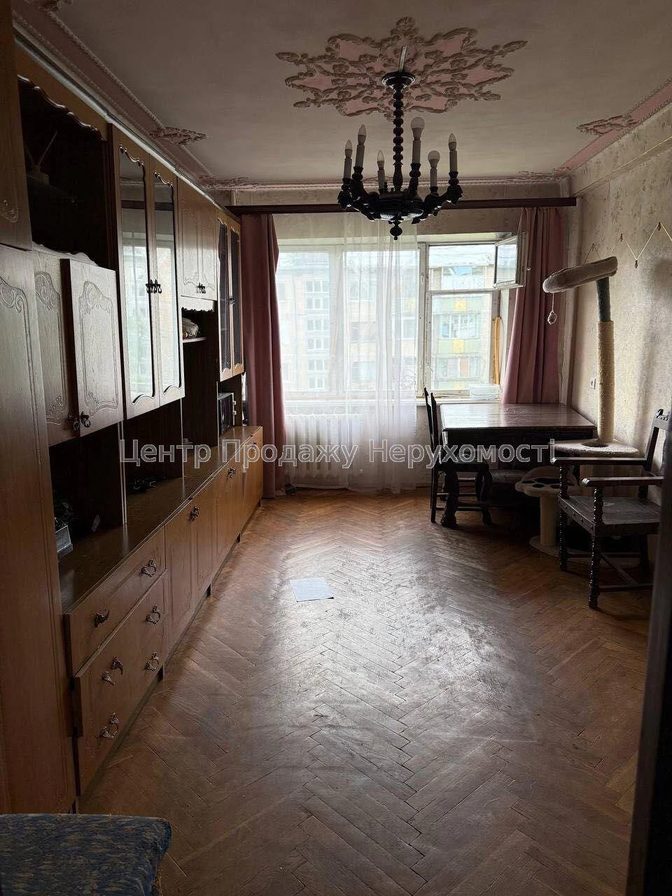 Продаж 3-кімн. квартири, 60. 4 м², 4/5 пов, Київ.
