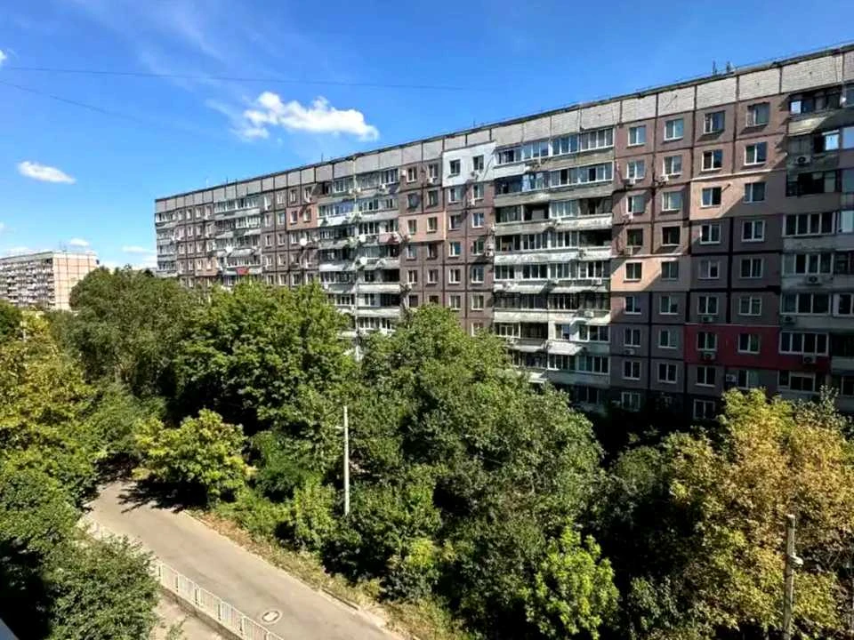 Apartment. Dnipro, Mandrykivska st.