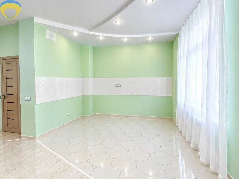 Продам просторный 2х комнатный пентхаус с видом на море. ЖК