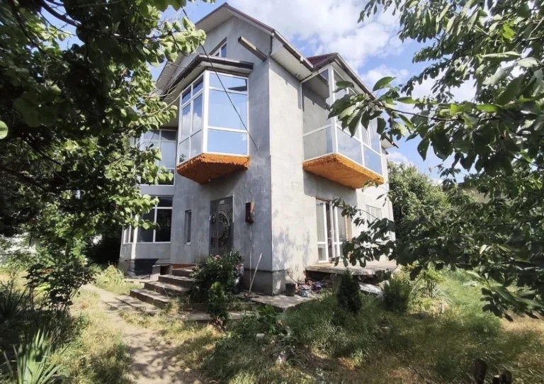 Продам будинок на Ленселищі