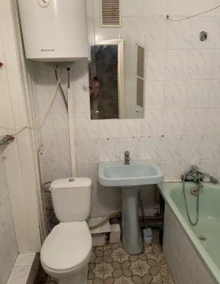 Продається 1-кімнатна квартира в Бородінському. вул. Толока, без торгу!