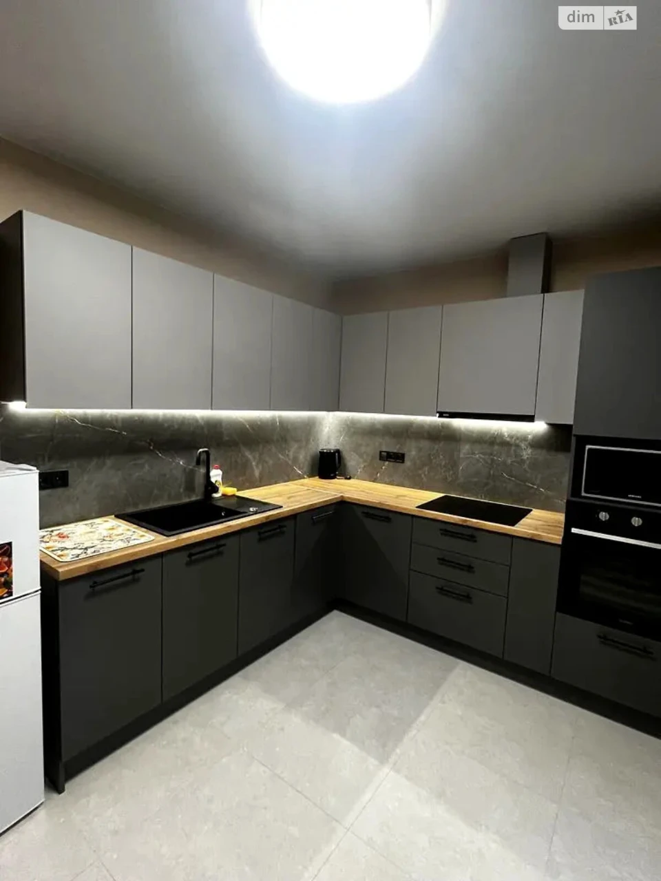 Long-Term Rental Apartment Podilskyi