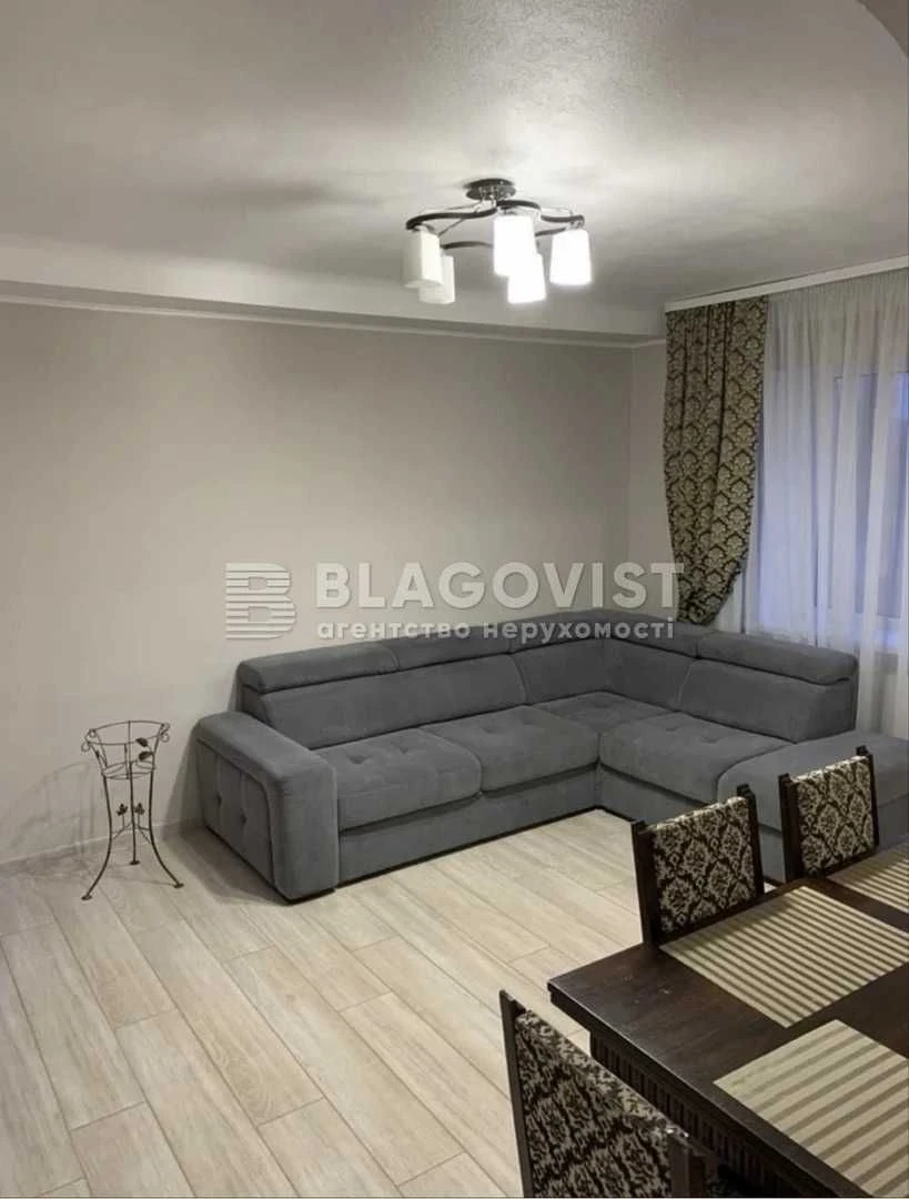 Продаж 3к квартира проспект Берестейський 70 ремонт метро Бе