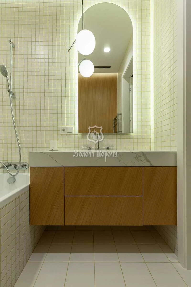 3-room apartment, designer renovation. Busov Hill residential complex. Busulivs'k.