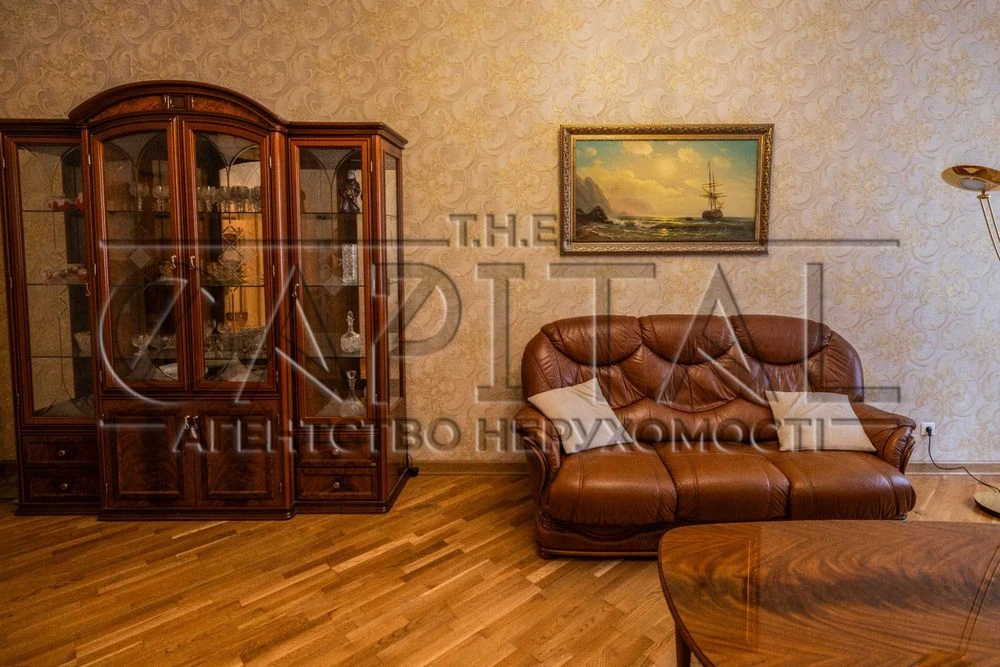 Продаж квартири Низький поверх 85м2 Печерськ Підземний паркі