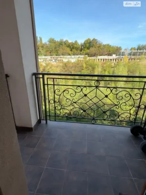 Sale of an Apartment in Zverynets