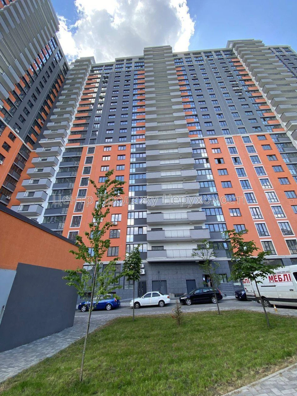 Sale of a 2-room apartment in the residential complex Baghovutsky, Kyiv