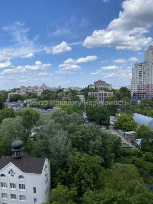 Sale of a 2-room apartment in the residential complex Baghovutsky, Kyiv