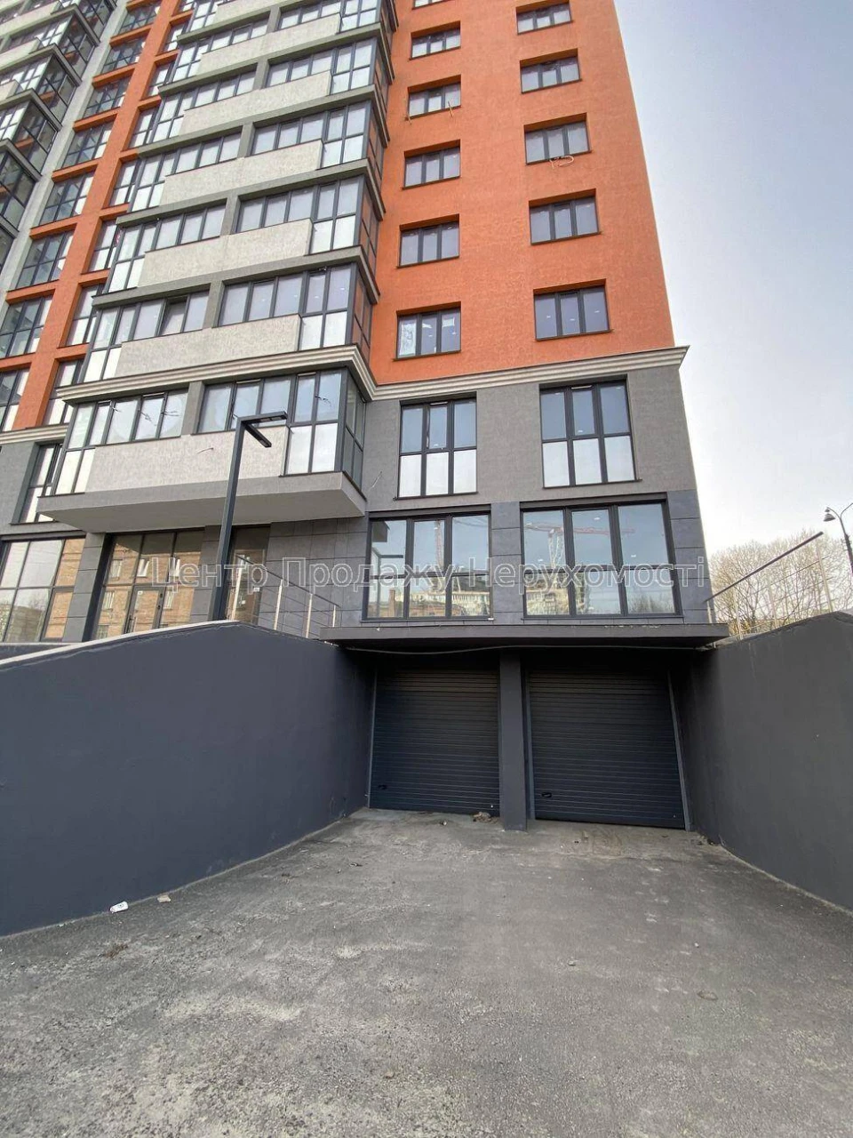 Sale of a 2-room apartment in the residential complex Baghovutsky, Kyiv