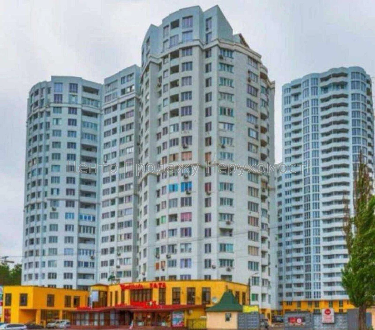 1-room apartment in residential complex "Svitlo, 3, Section 6"
