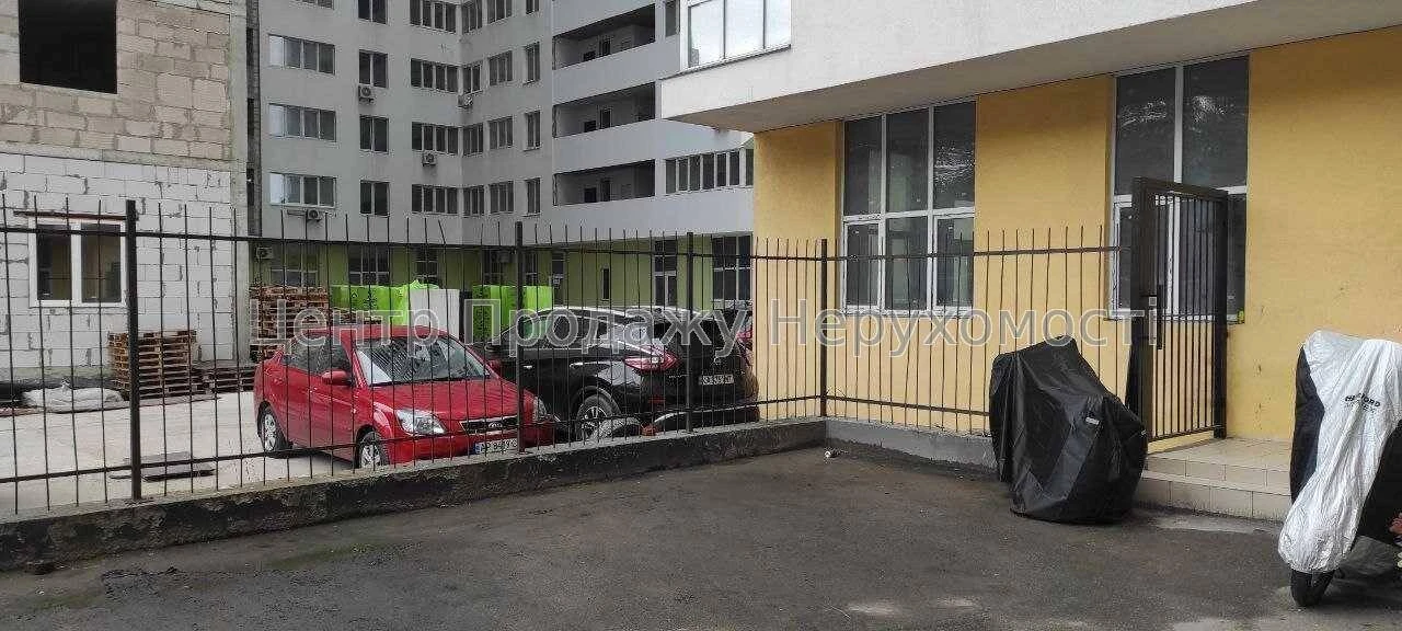 1-room apartment in residential complex "Svitlo, 3, Section 6"
