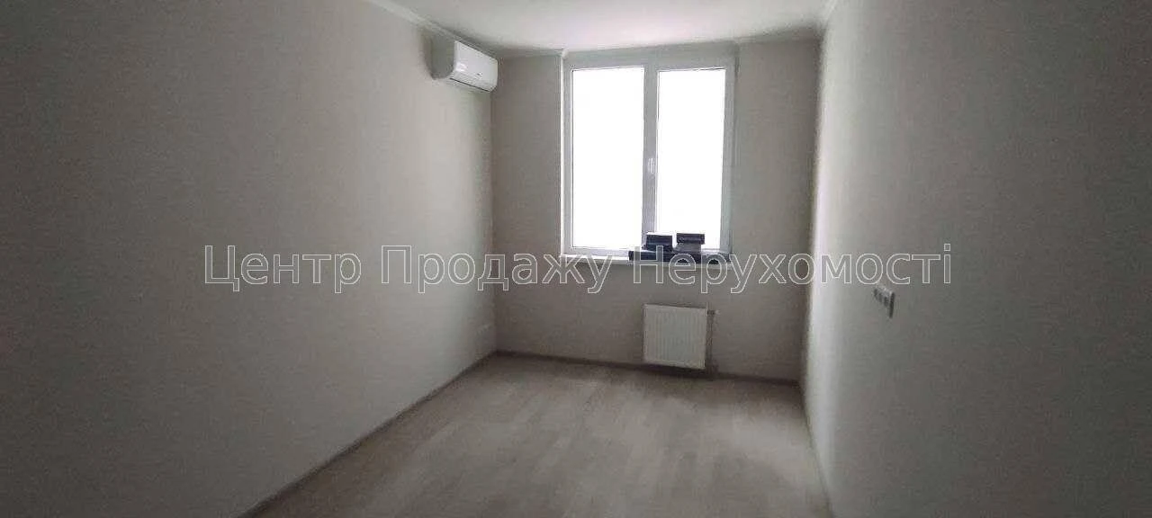 1-room apartment in residential complex "Svitlo, 3, Section 6"