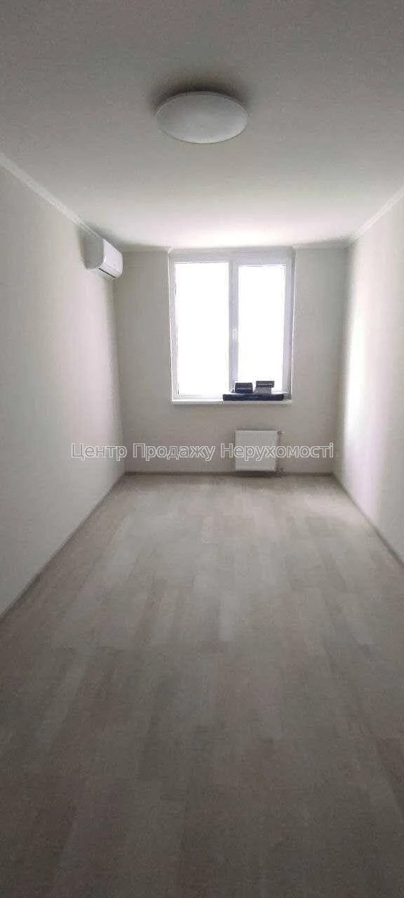 1-room apartment in residential complex "Svitlo, 3, Section 6"