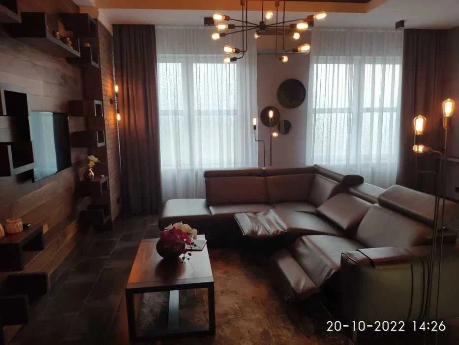 ЖК LUX DELMAR, центр, 91 кв., 5/18. Авторський дизайн/меб/тех