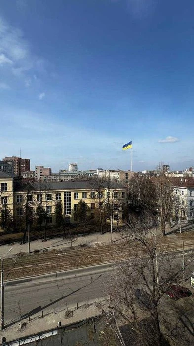 For sale a 4-room apartment in the center, Gagarina Ave. 3! Yavornyts
