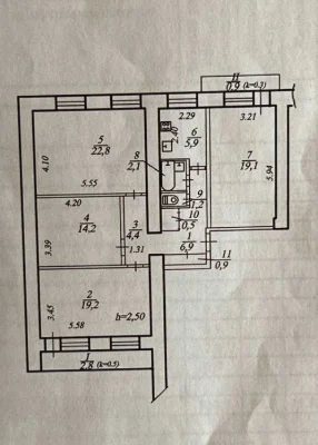 For sale a 4-room apartment in the center, Gagarina Ave. 3! Yavornyts