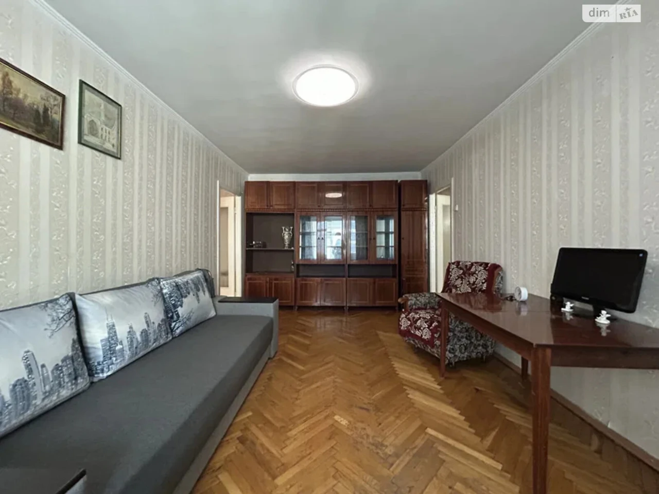 Long-Term Rental Apartment, Pecersky District