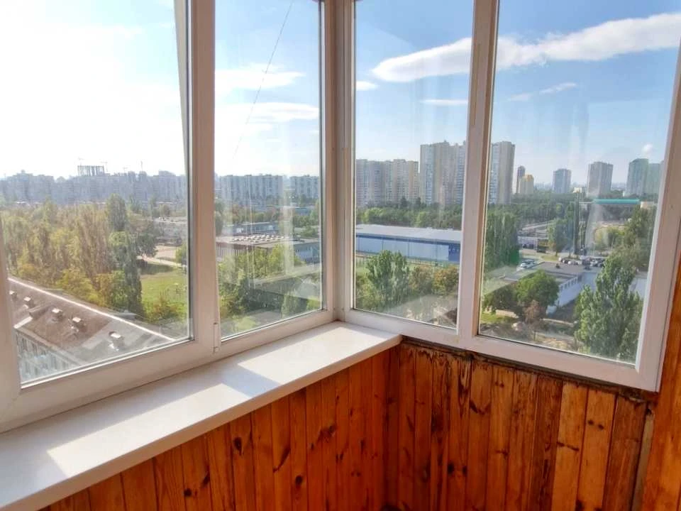 Квартира. Київ, Юності вул.