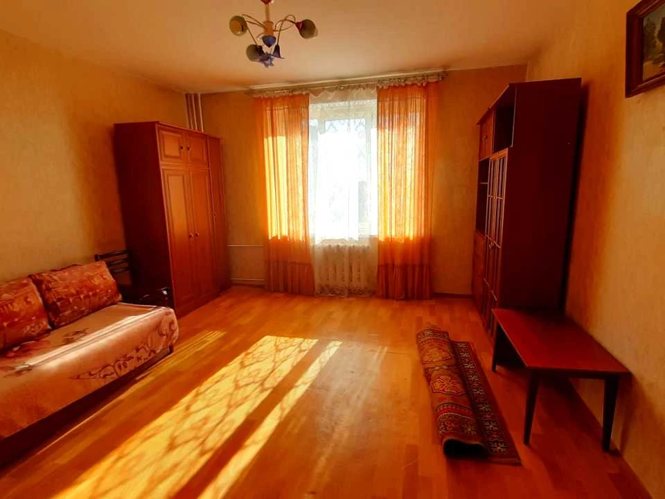 Apartment. Kyiv, Akademika Bulakhovskogo St.
