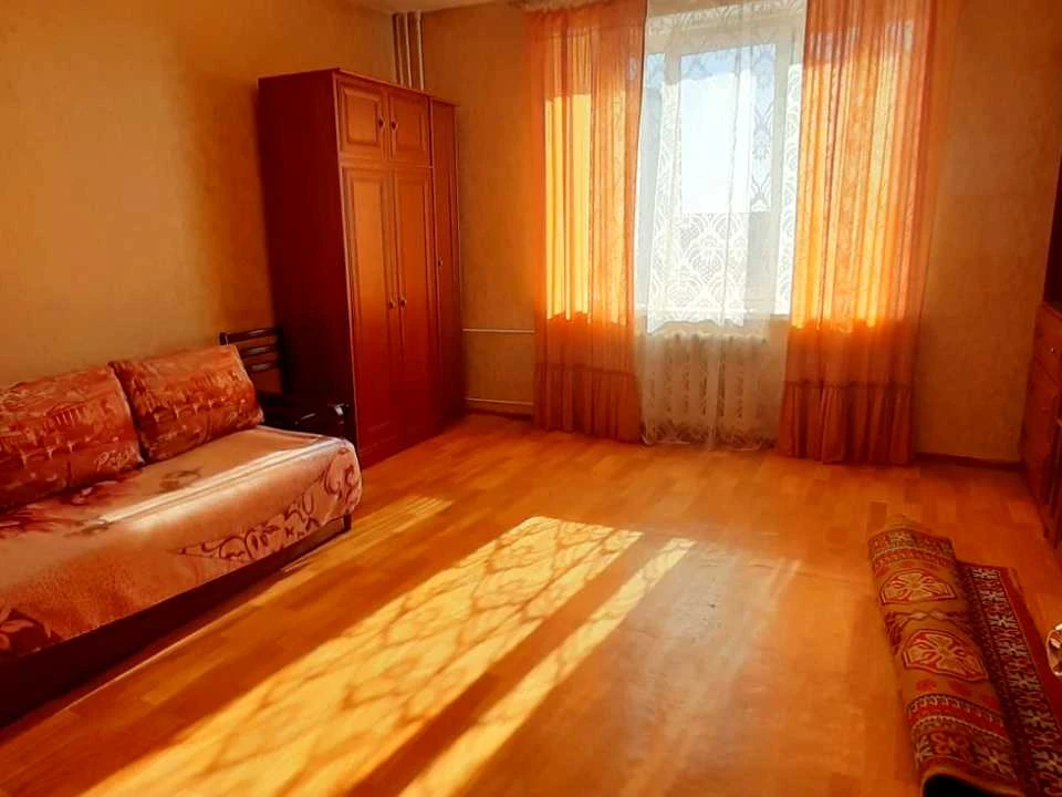 Apartment. Kyiv, Akademika Bulakhovskogo St.
