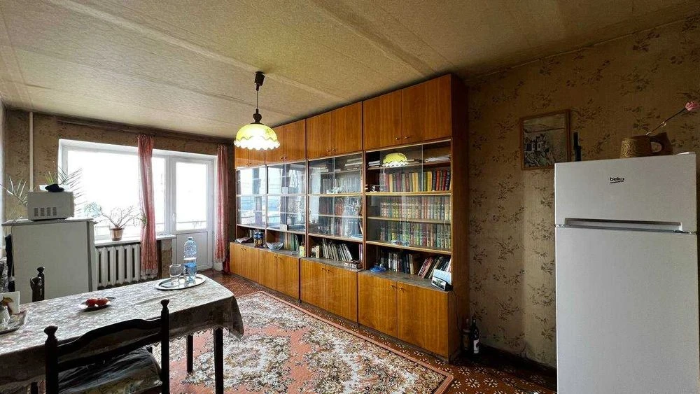 For sale a 4-room apartment in the center, Gagarina Ave. 3! Yavornyts