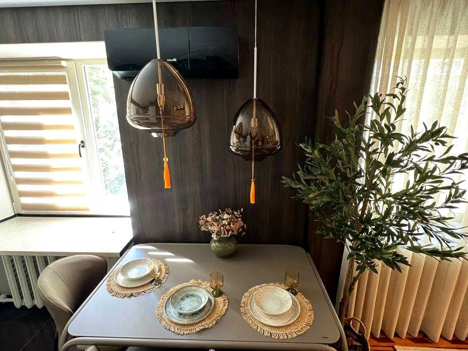 Apartment. Kyiv, Predslavynska St.